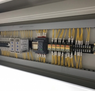 Tủ MDB- ATS KyUng Dong 600A- PLC Siemens LOGO 230RCE Tủ MDB- ATS KyUng Dong 600A- PLC Siemens LOGO 230RCE